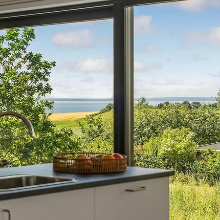 3 Bedroom Stunning In Knebel