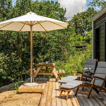 3 Bedroom Stunning In Knebel