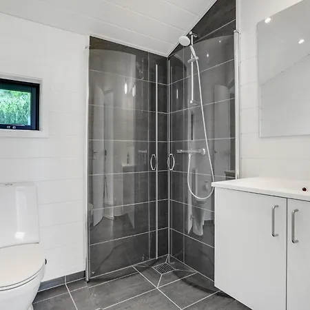 3 Bedroom Stunning In Hébergement de vacances Knebel